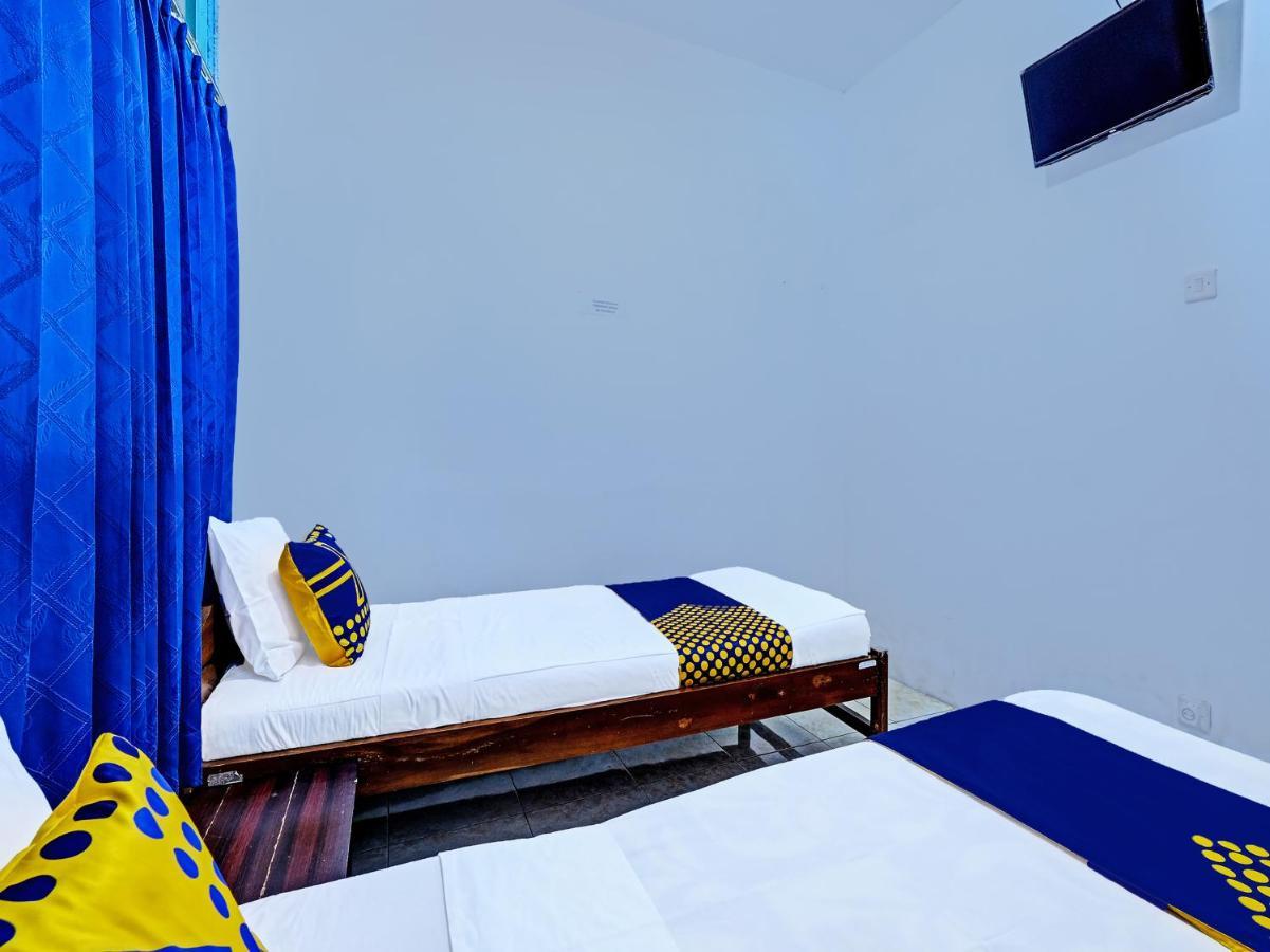 Hotel Spot On 2275 Omah Jm Beran Kidul Esterno foto
